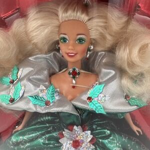 1995 Mattel Happy Holidays Barbie Green Special Edition 14123 Origilnal Owner